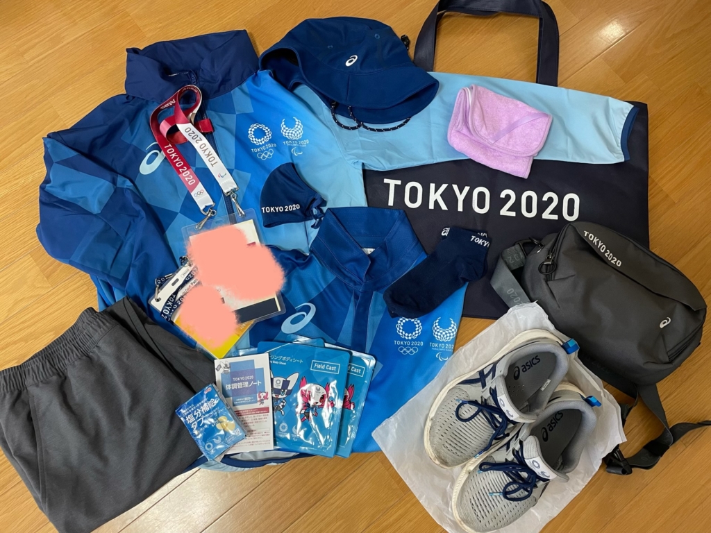 東京2020 オリンピック・パラリンピック　ボランティアグッズアシックス